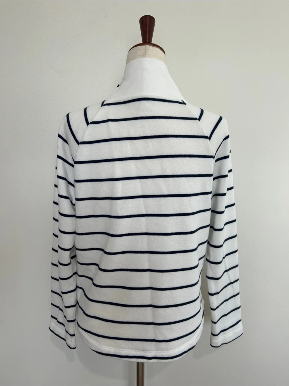 J. Crew Striped Wide Button Collar‎ Pullover Lightweight Sweatshirt Size Small